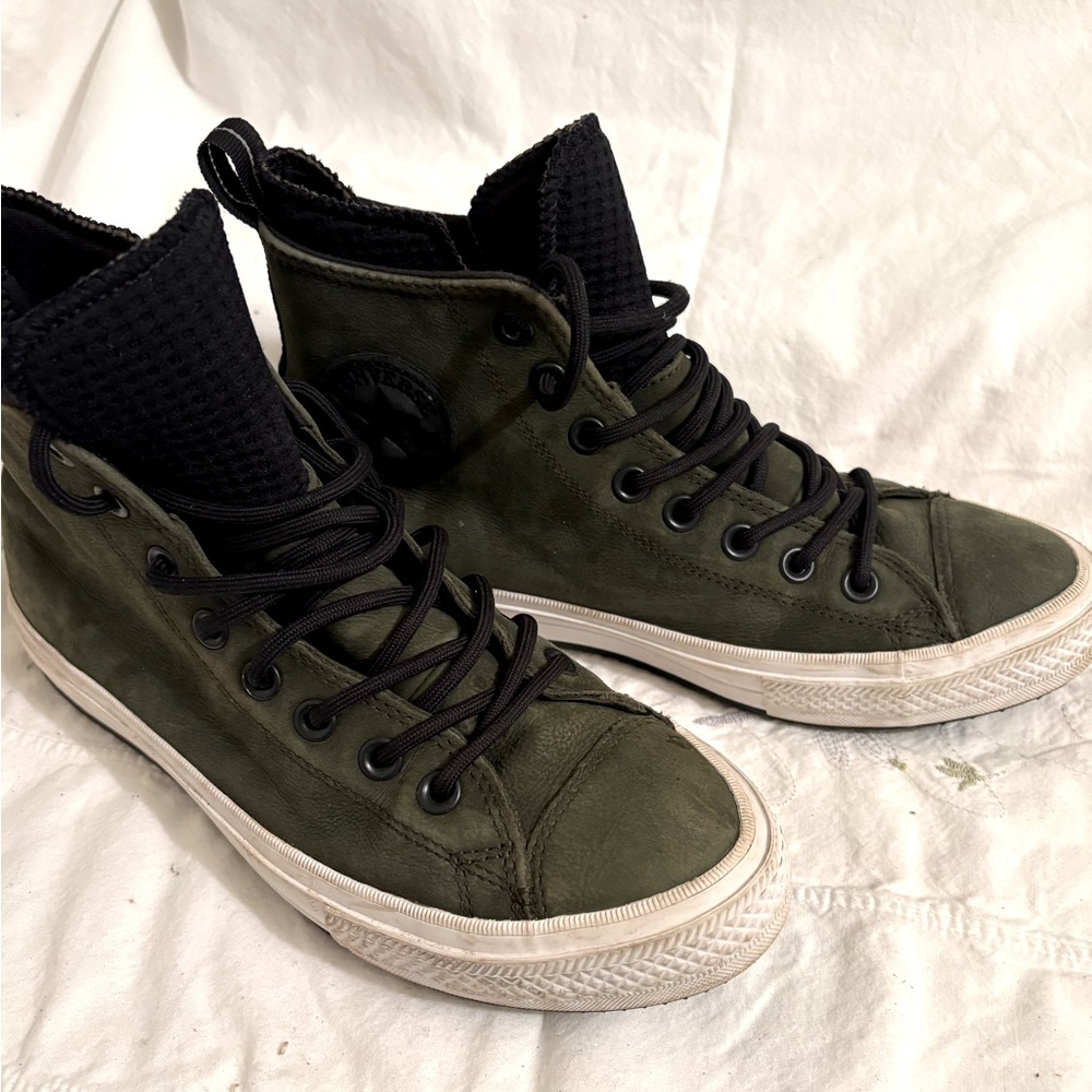 Converse Chuck Taylor All Star Waterproof High Top Unisex Sneaker/Boot - Picture 3 of 10
